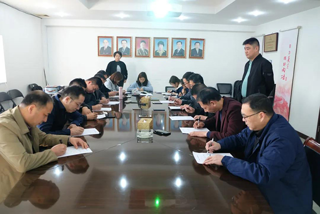 理論與實(shí)踐相結(jié)合，金箔機(jī)電銷售人員新年第一考圓滿收官